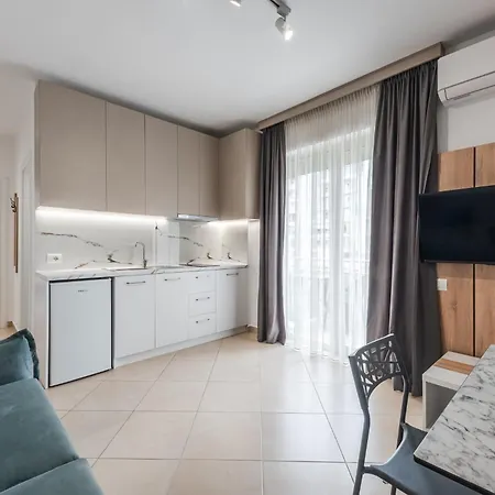Glam Apartment