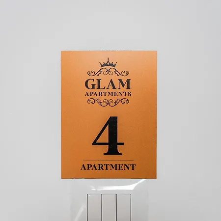Glam Apartment *