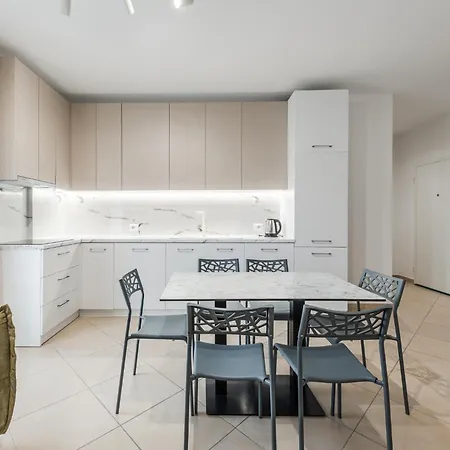 Glam Apartment Durres