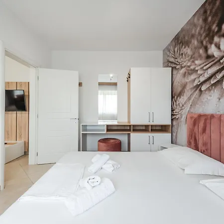 Apartment Glam Durres